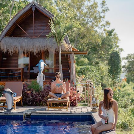 Sundi Ocean Bungalow By Abm Toyapakeh Dış mekan fotoğraf